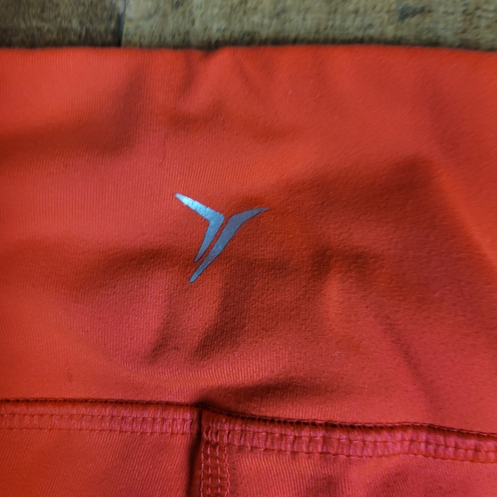 Old Navy High-Waisted Leggings - Picture 6 of 7